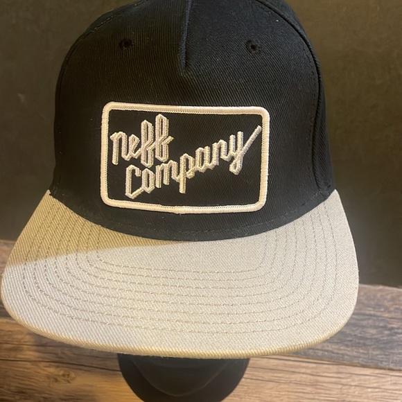 Neff Company SnapBack. - Picture 2 of 8